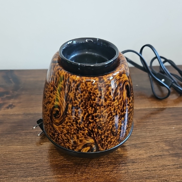 Scentsy Cream and Brown Authentic Lid - Picture 1 of 6